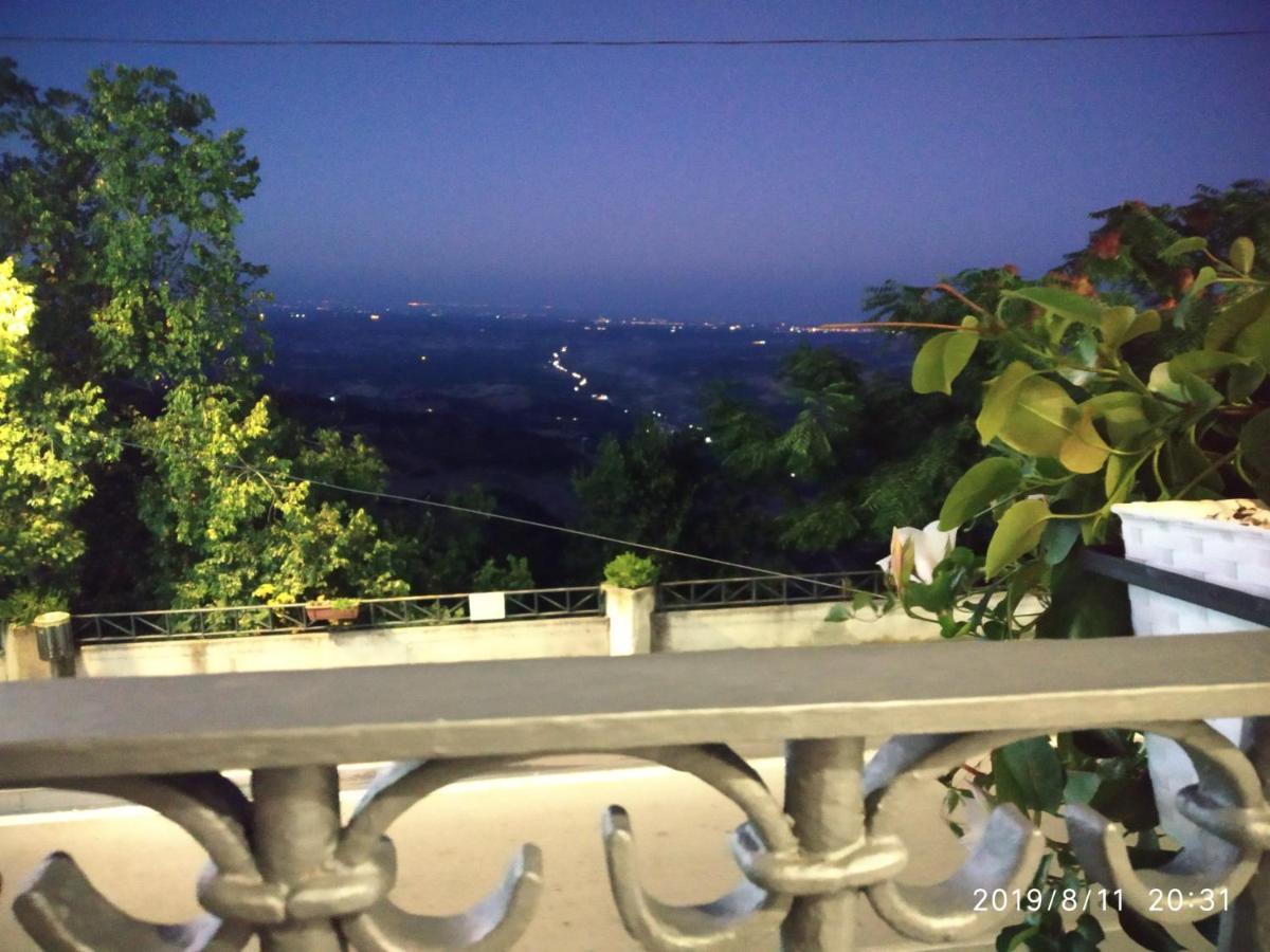 La Casa Dei Panorami Di Colobraro Apartment Ngoại thất bức ảnh