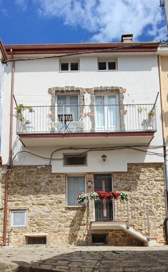 La Casa Dei Panorami Di Colobraro Apartment Ngoại thất bức ảnh
